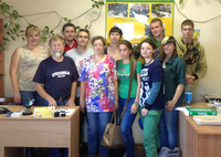 Студенты и преподаватели кафедры Почвоведения с руководством питомника Вилга
