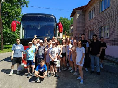 Поездка в детский дом