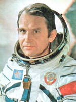 Олег Григорьевич Макаров